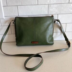 Fossil Felicity Green Leather Crossbody Bag Purse Classic Everyday